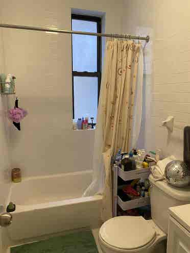 Large bedroom in 3 bedroom on UES!