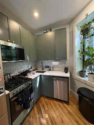 1bedroom apartment in Crown Heights