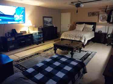 Luxury CO-Living HouseShare