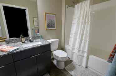 bath year lease!