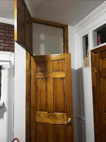 Large Sunny room in Bay Ridge