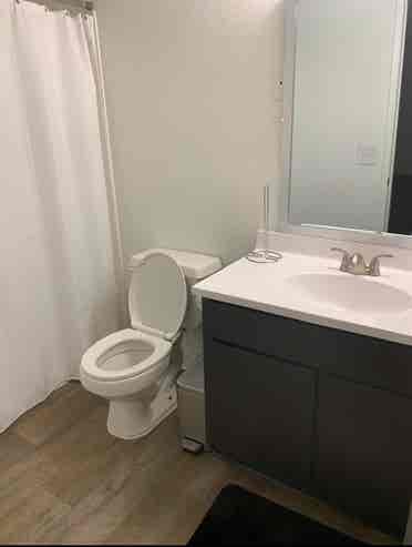 Private RM&BA in shared apartment.