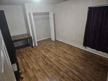Spacious & Affordable Room for Rent