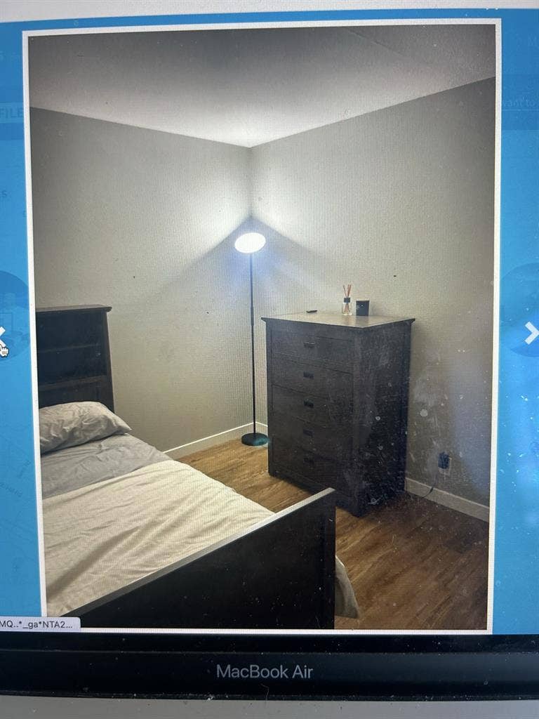Guest room for rent in my condo