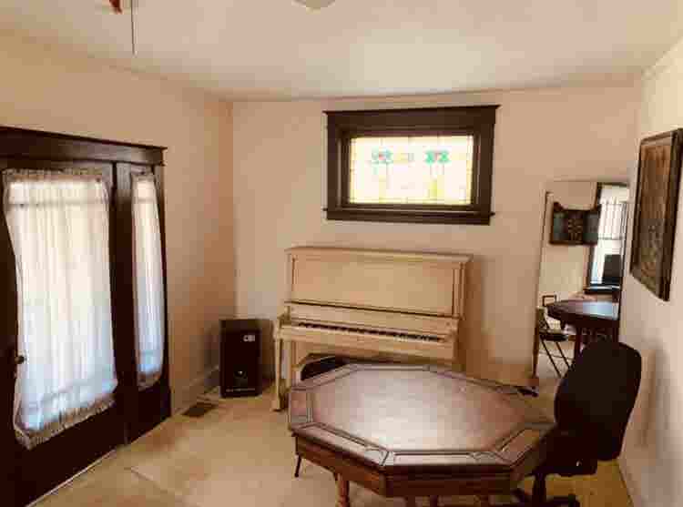 Room with ALL Utilities Included!