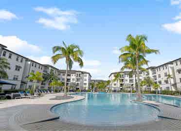 Beautiful Apartment with amenities
