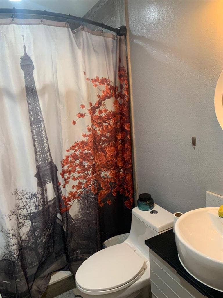 All utilities included!