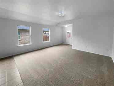 4 bedroom house available for rent
