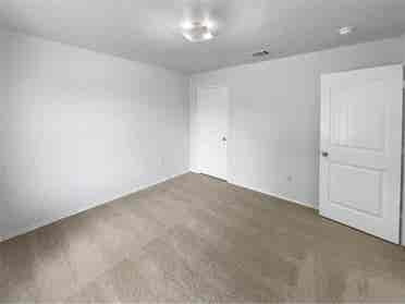 4 bedroom house available for rent