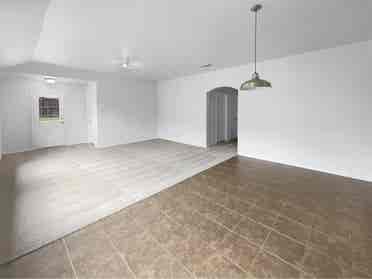 4 bedroom house available for rent