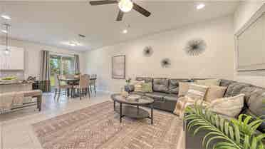 Looking for Roommate!