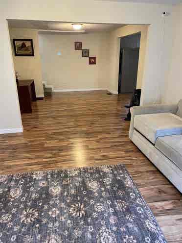 Room for rent - Minutes to downtown