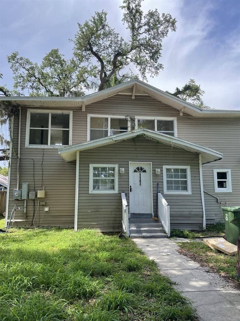 Room for rent - Minutes to downtown