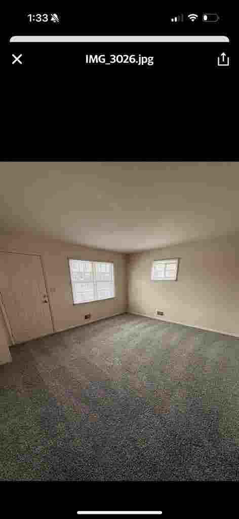 ROOM FOR RENT :)