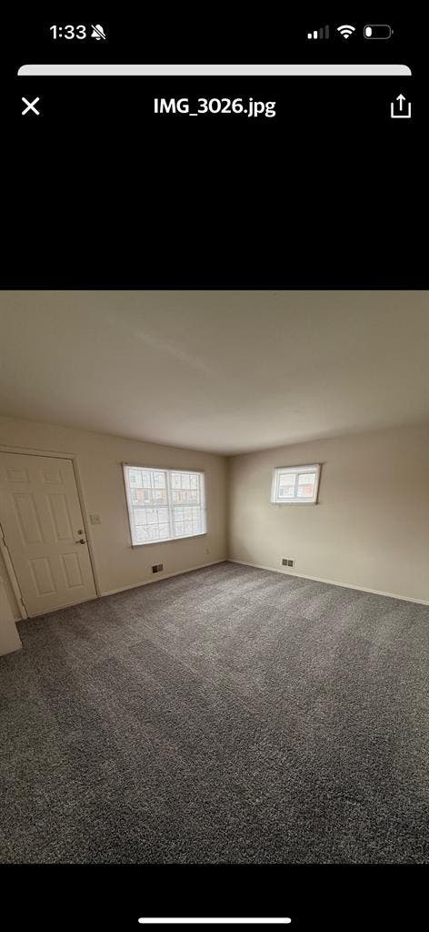 ROOM FOR RENT :)