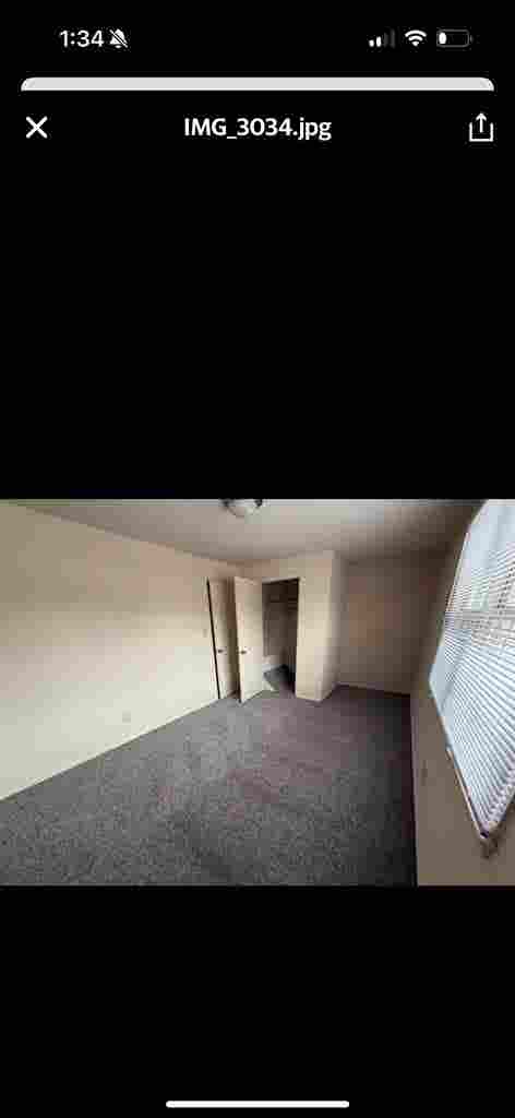 ROOM FOR RENT :)