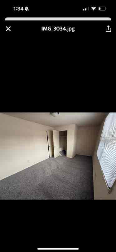ROOM FOR RENT :)