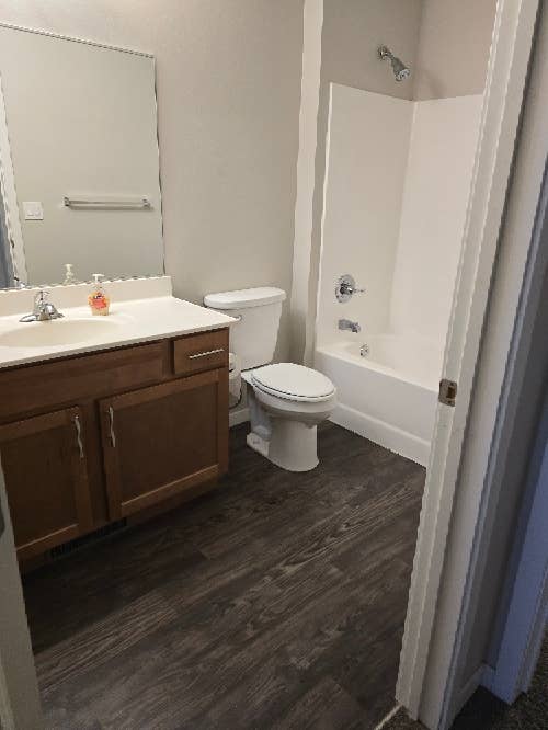 Need a roommate asap