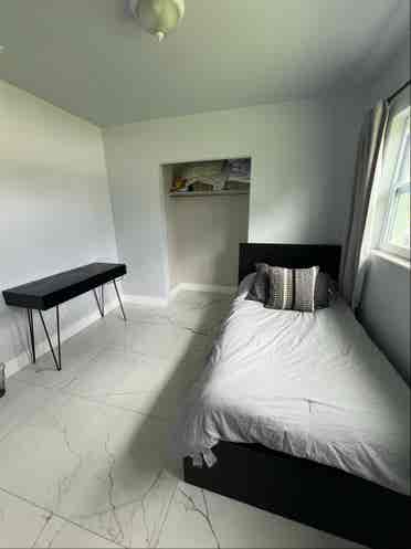 room for rent $+utilities