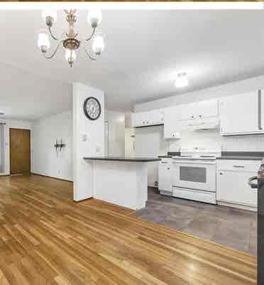 Looking for a roomate in affton.