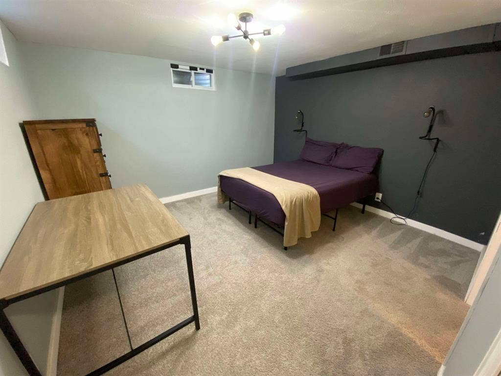 Private room for rent in basement