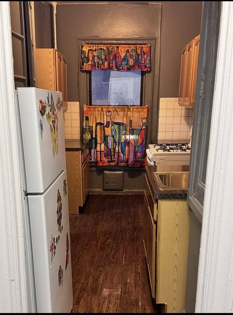 Master room available in the Bronx