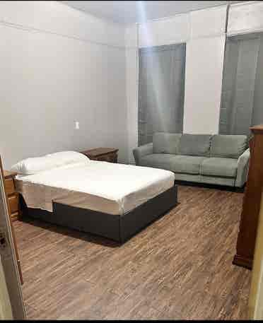 Master room available in the Bronx