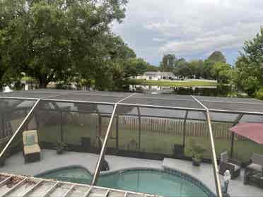 2nd Floor Apt Available in Tampa