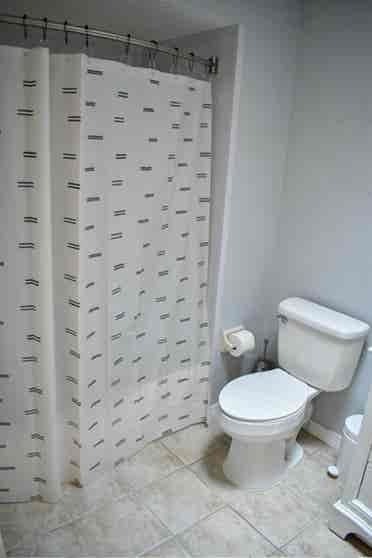 2nd Floor Apt Available in Tampa