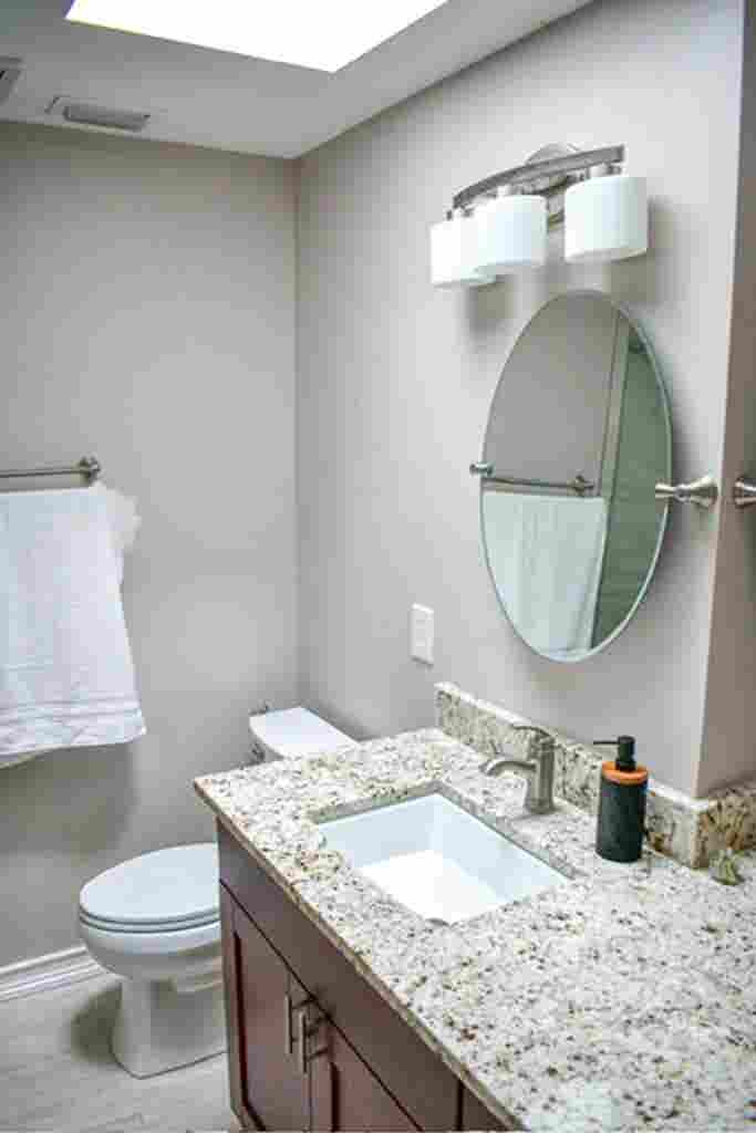2nd Floor Apt Available in Tampa