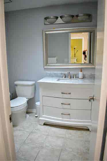 2nd Floor Apt Available in Tampa