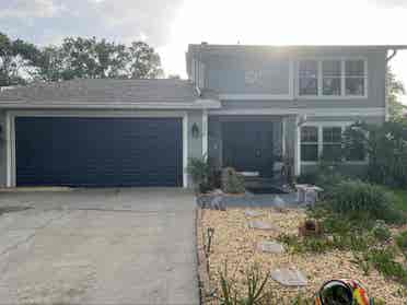 2nd Floor Apt Available in Tampa