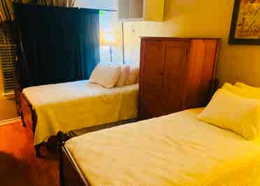 Spacious furnished bedroom for rent