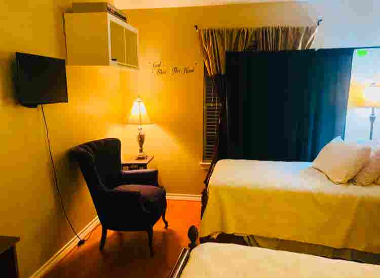 Spacious furnished bedroom for rent