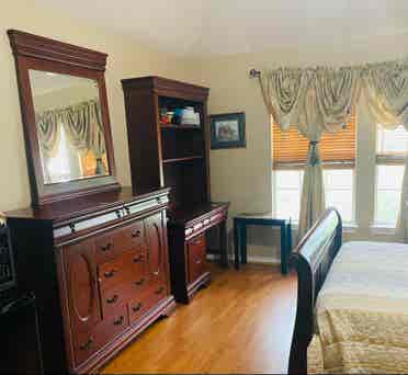 Spacious furnished bedroom for rent