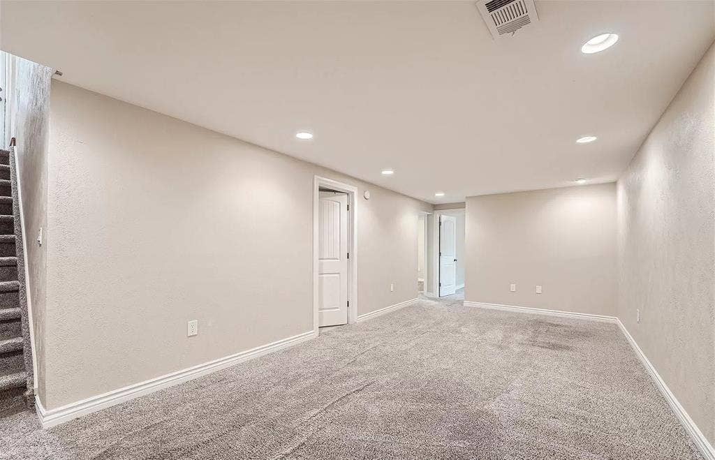 Cozy Private Room for Rent Nce Home