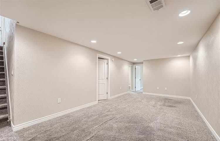 Private Room for Rent in Nice Home