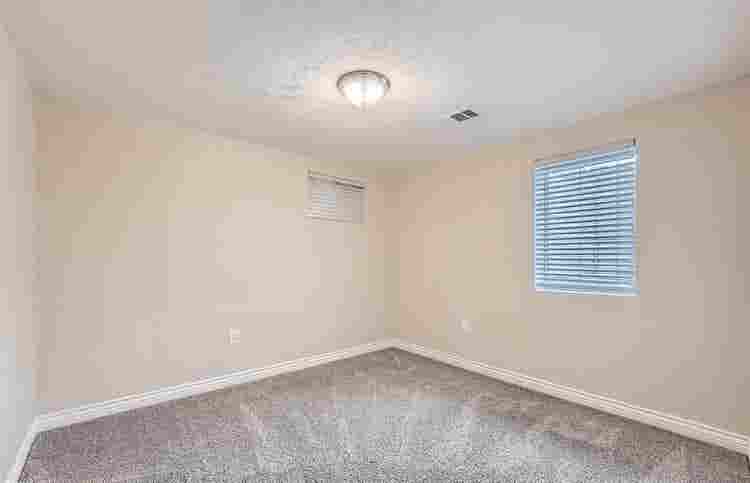 Private Room for Rent in Nice Home