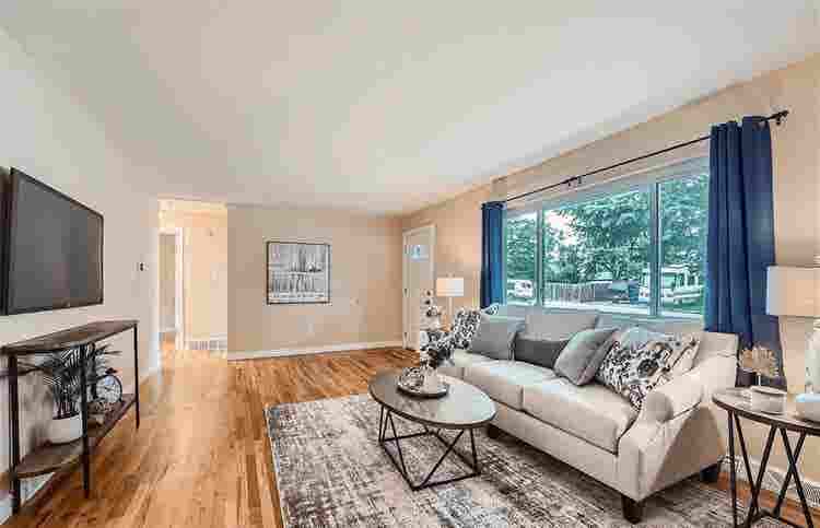 Private Room for Rent in Nice Home