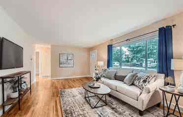 Cozy Private Room for Rent Nce Home