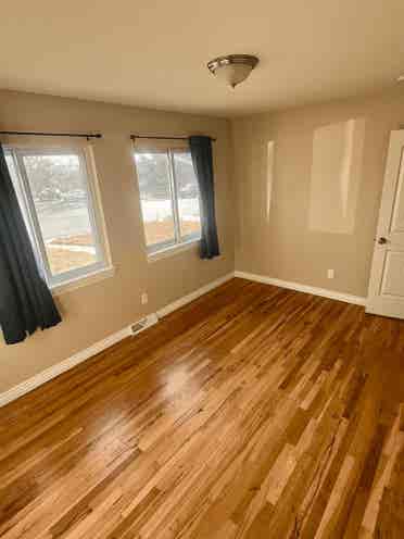 Cozy Private Room for Rent Nce Home