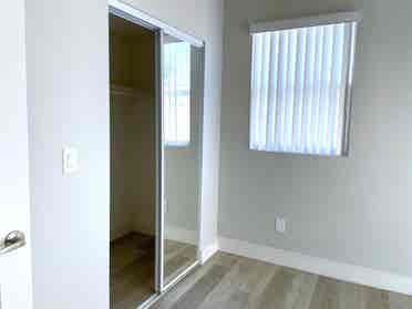 Private room/ba in Furnished House