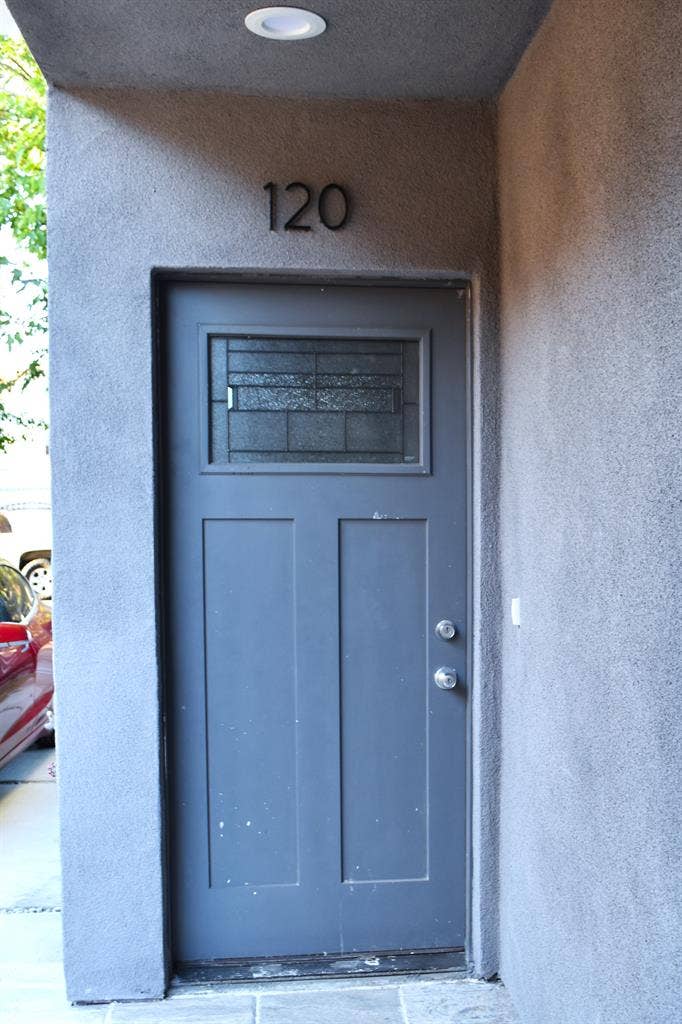 Private room/ba in Furnished House