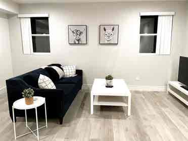 Private room/ba in Furnished House