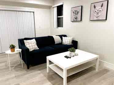Private room/ba in Furnished House