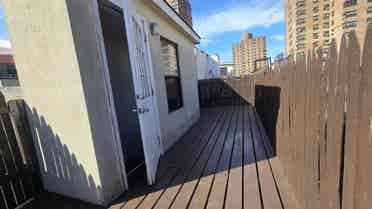 2 bed, with Roofdeck! W/D