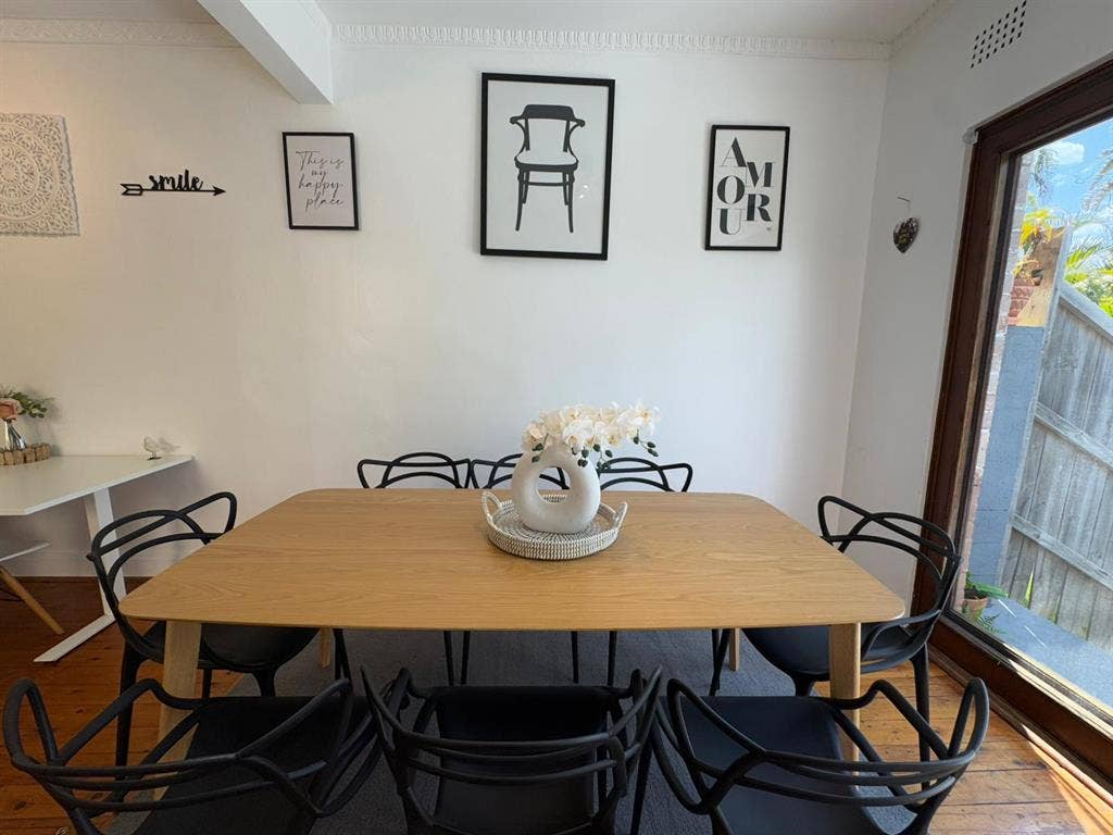 Lovely 3 bedrooms, 2 bathroom house