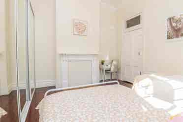 Lovely 3 bedrooms, 2 bathroom house