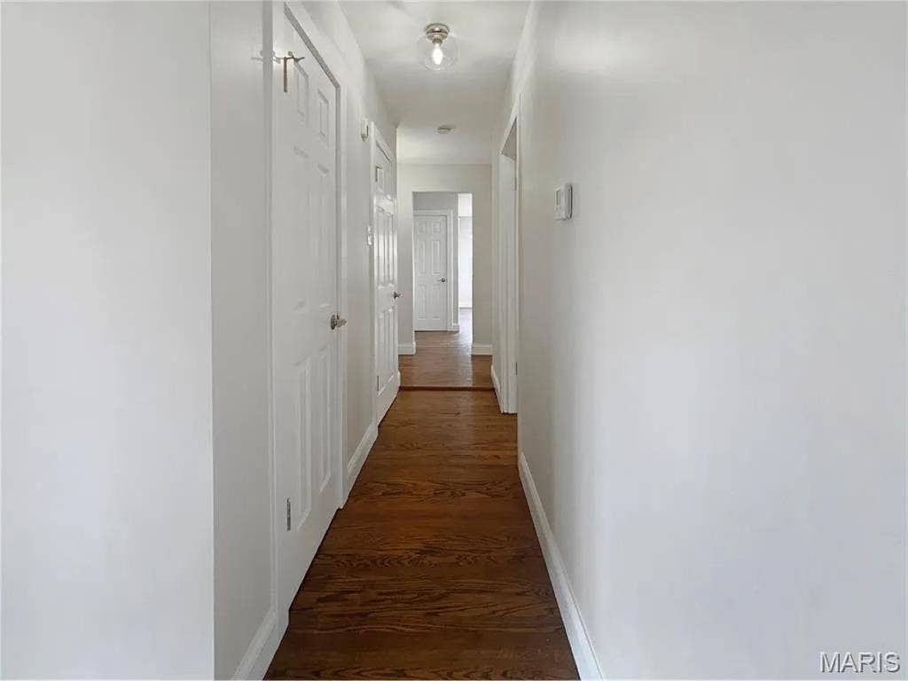 2 bedroom house available for rent
