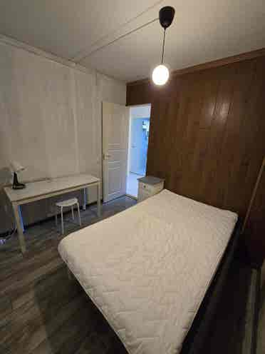 FEMALE roommate only